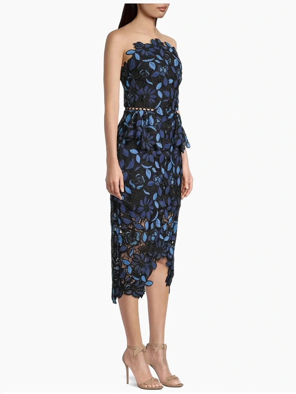 Elliatt Optic Floral Lace Peplum Dress 💙🖤